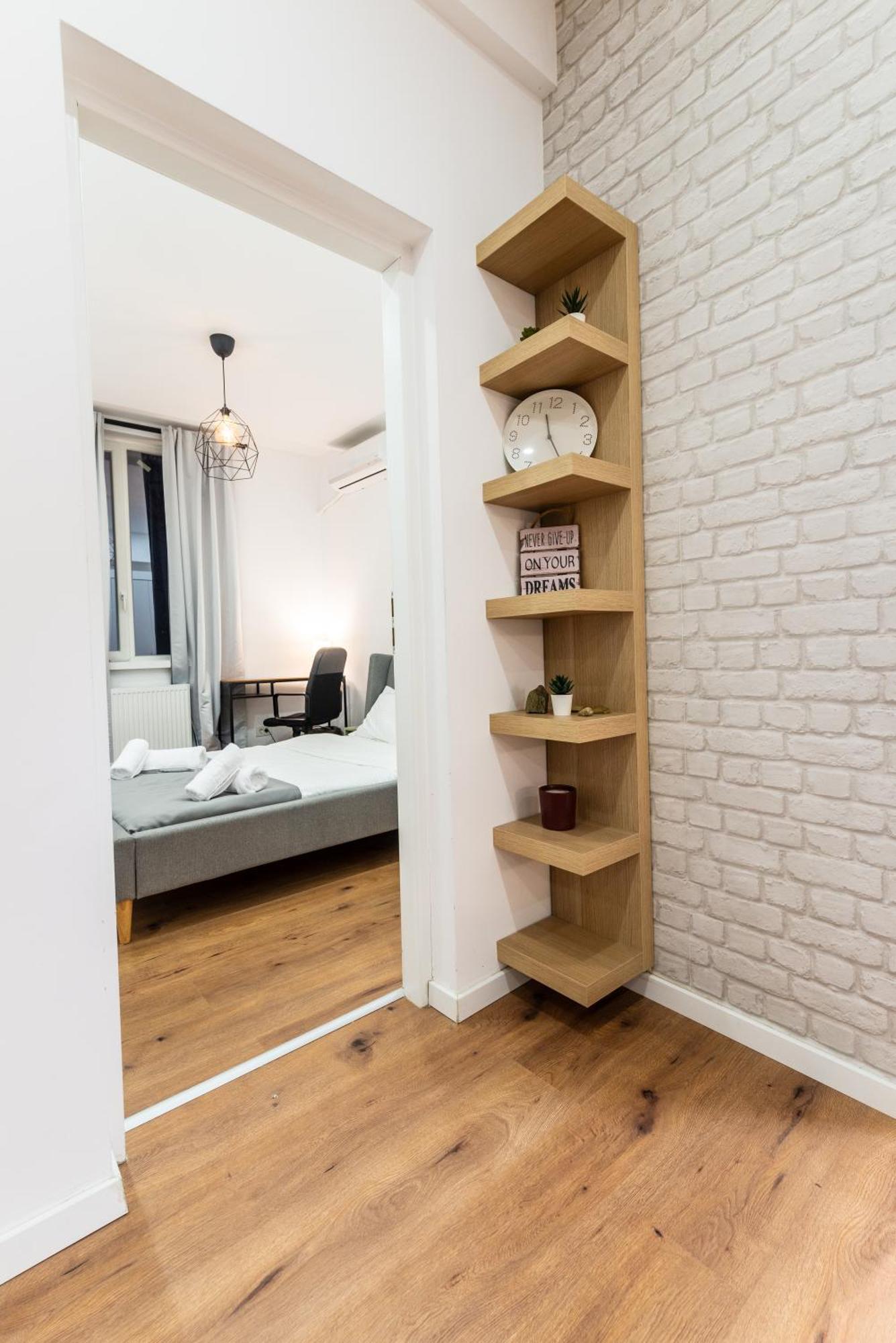 Ultracentral Spacious Apartment 4Br บูคาเรสต์ ภายนอก รูปภาพ